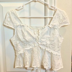 SHEIN White detail crop top! Looks brand new!✨